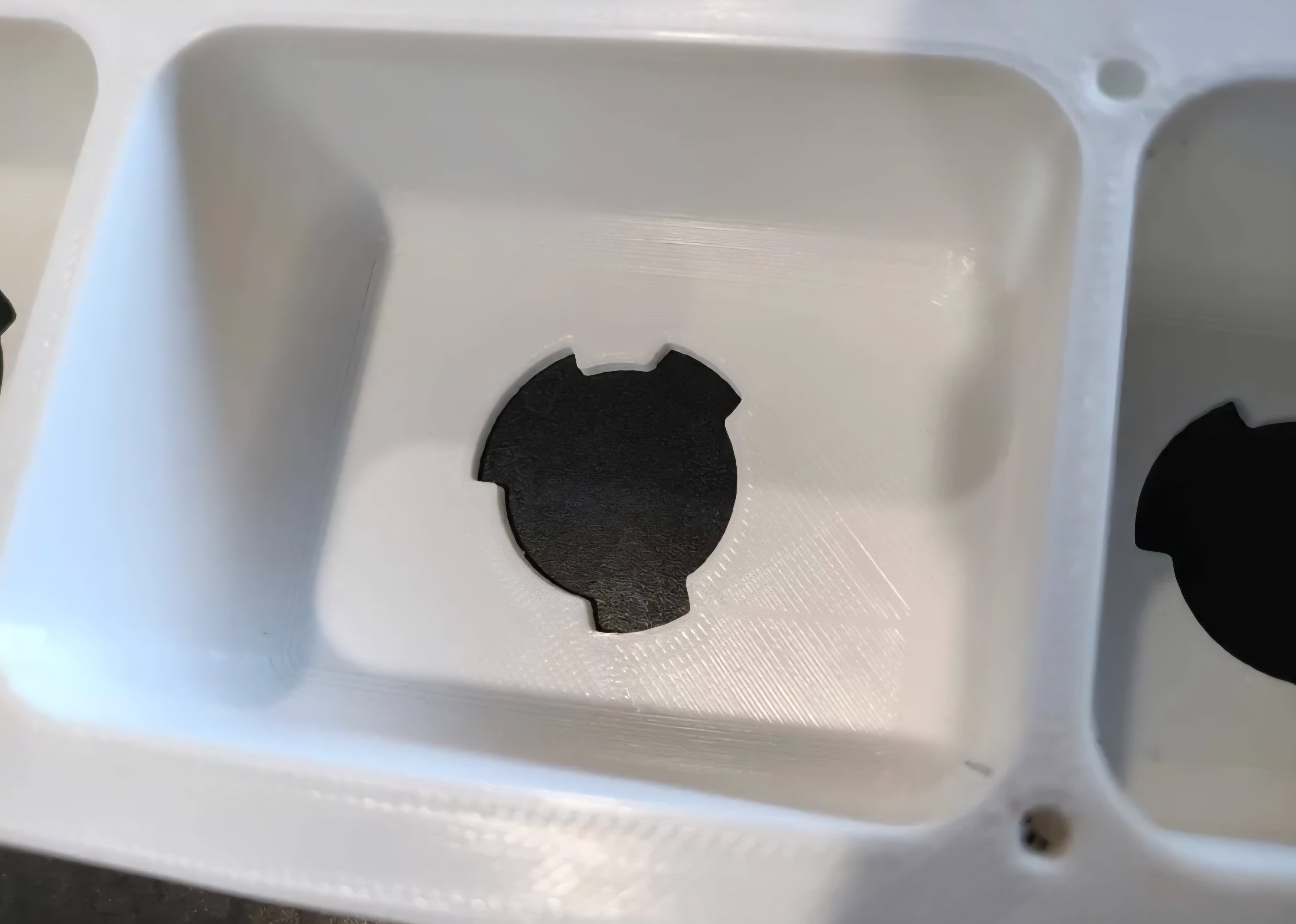 3 Bulb Taillight Buckets (SET) for 1973-1979 Dentside Ford Trucks