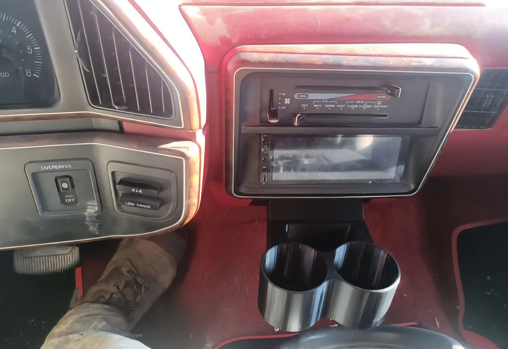 Cupholder for 1987-1991 Ford Bronco and 1987-1991 Bricknose Ford Trucks