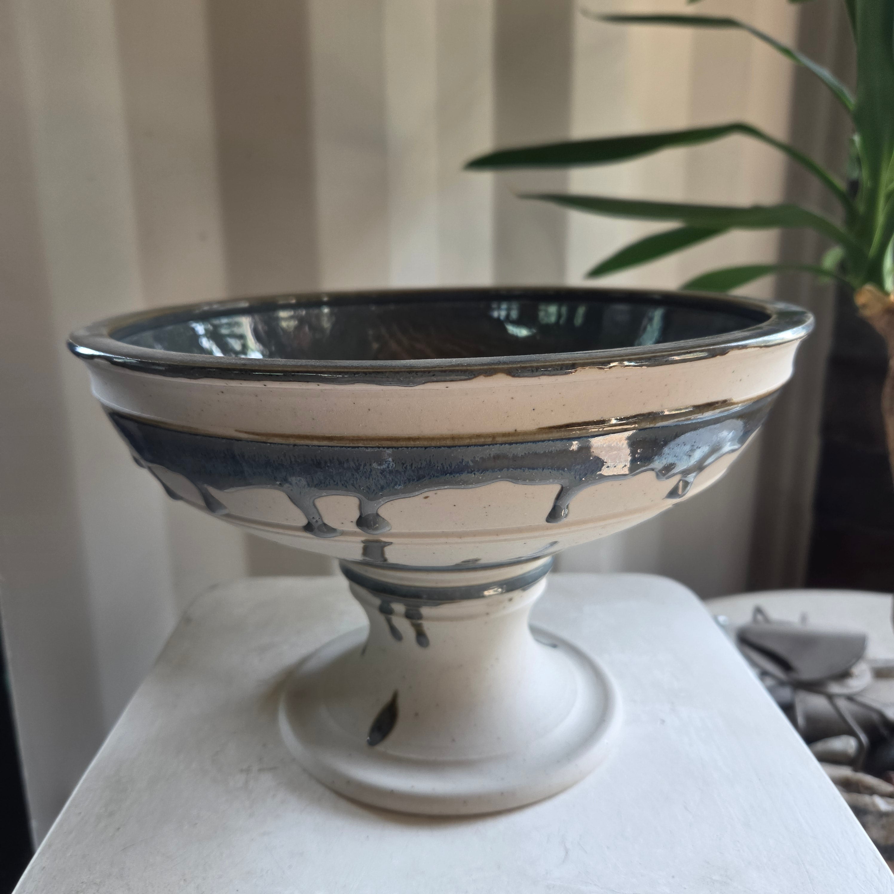 Porcelain Pedestal Bowl - #26-100