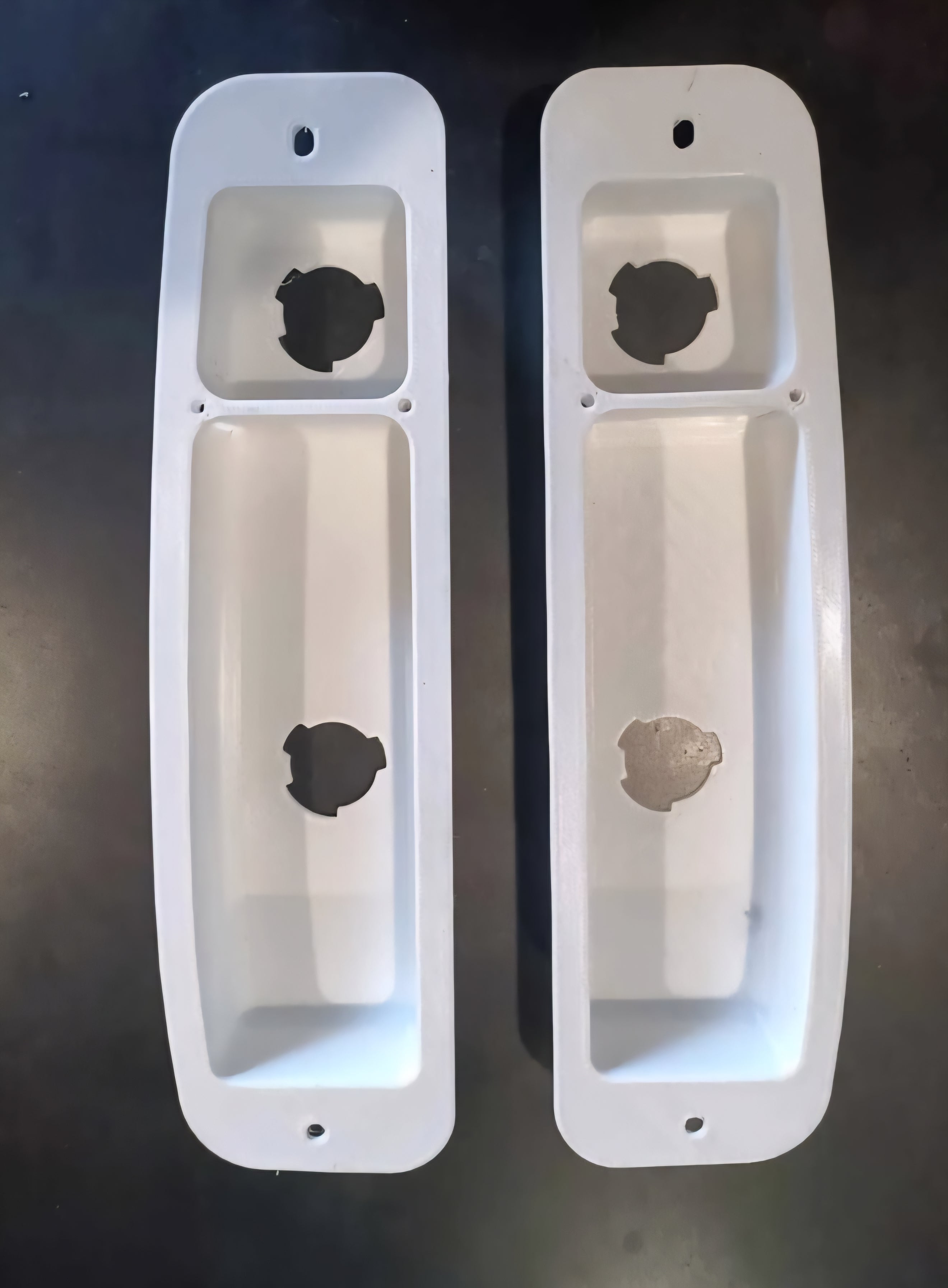 2 Bulb Taillight Buckets (SET) for 1973-1979 Dentside Ford Trucks