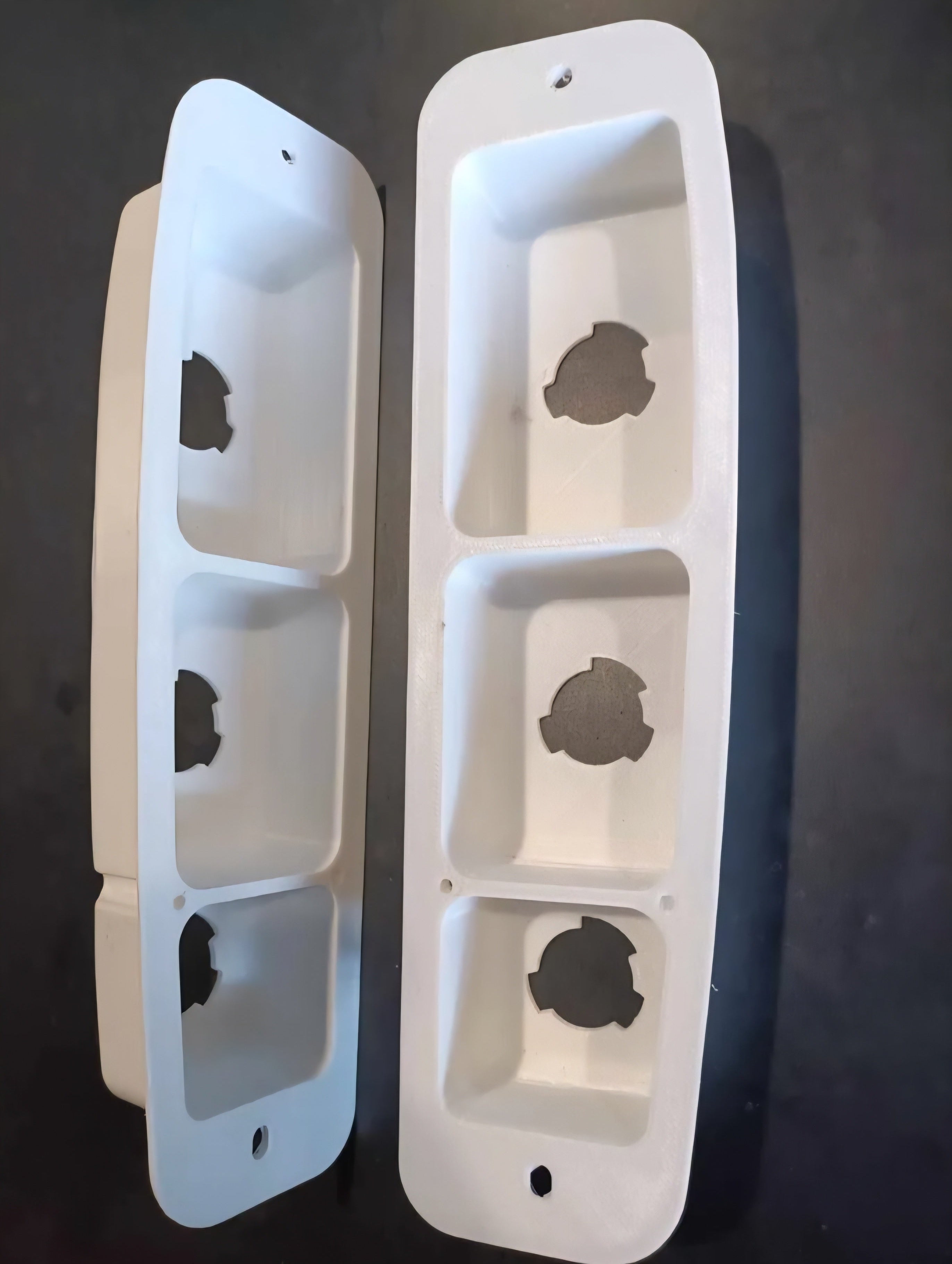 3 Bulb Taillight Buckets (SET) for 1973-1979 Dentside Ford Trucks