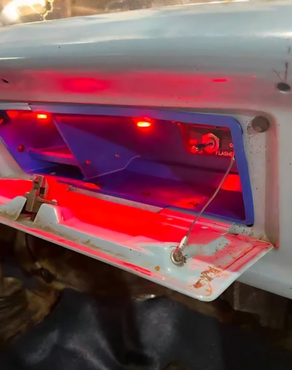 Glovebox (with LED Lights) for 1967–1972 Bumpside Ford Trucks