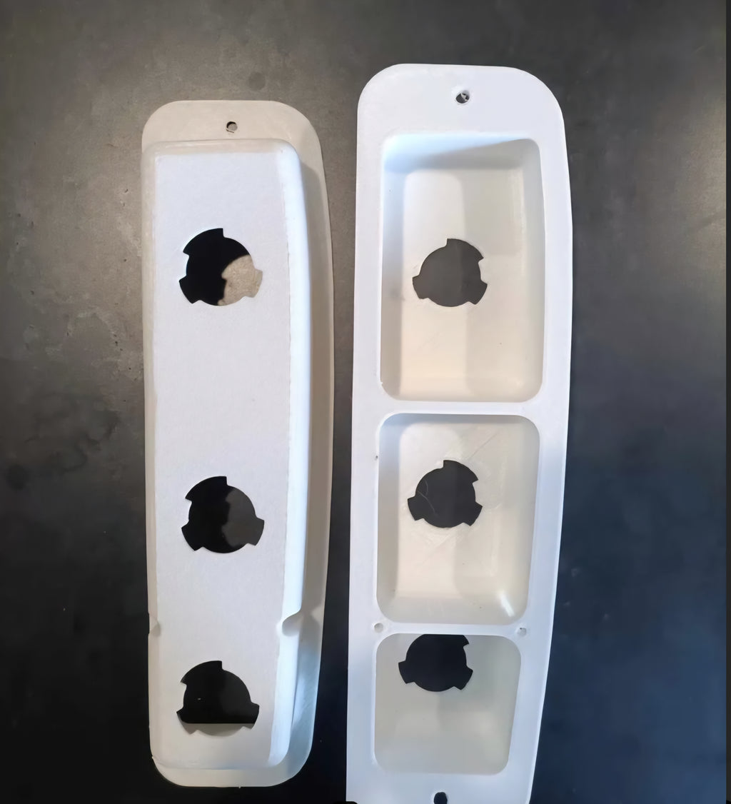 3 Bulb Taillight Buckets (SET) for 1973-1979 Dentside Ford Trucks