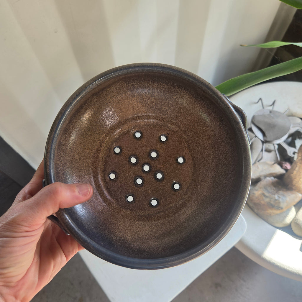 Porcelain Strainer Bowl - #26-58