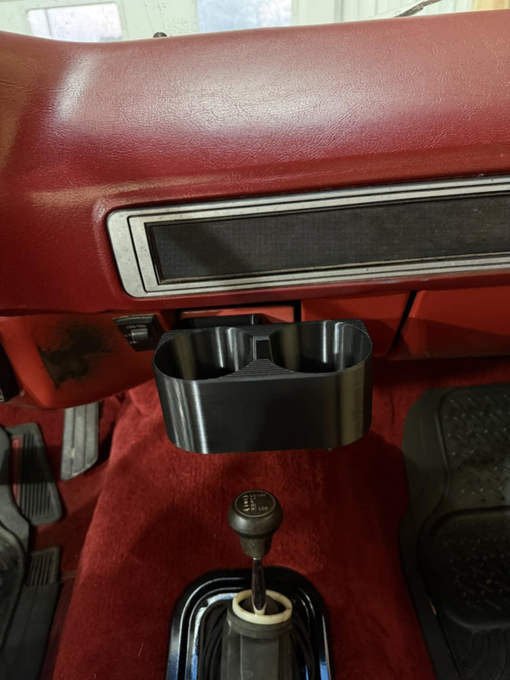 Cupholder for 1973-1987 Squarebody Chevy Trucks